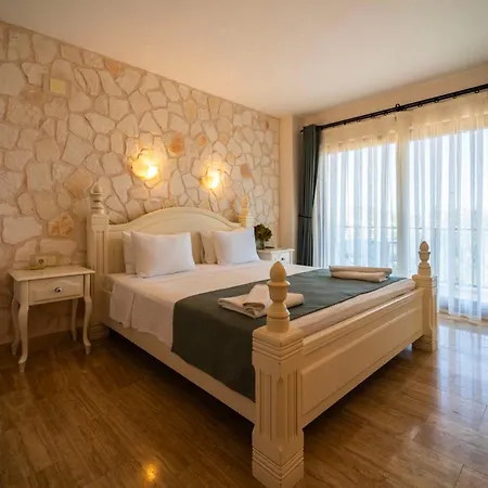 Eco Lighthouse Villa *
